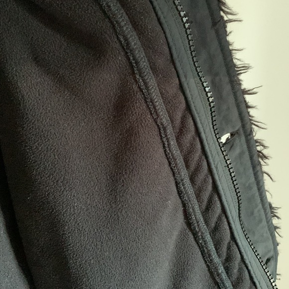 Burton Black Fleece zip/button up jacket/coat, size small - Picture 5 of 8